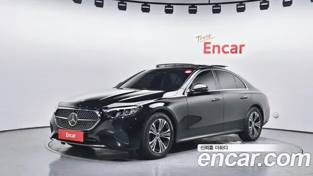 Mercedes-Benz E-Class — Фото автомобиля 9