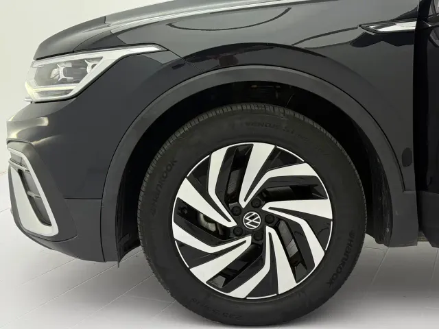 Volkswagen Tiguan L — Фото автомобиля 20