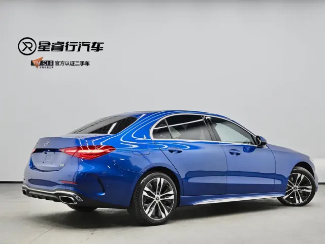 Mercedes-Benz C-Class — Фото автомобиля 3