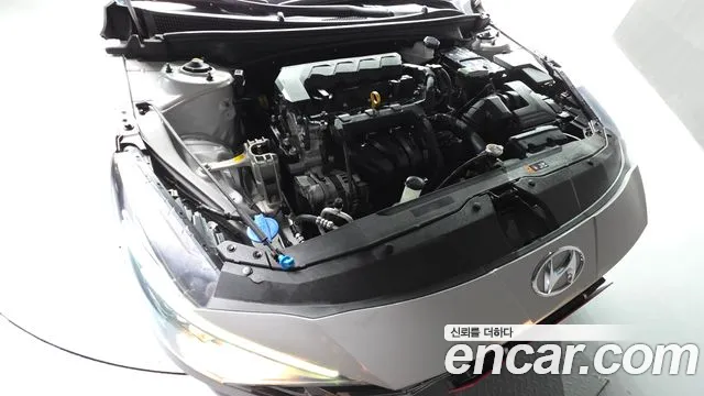 Hyundai Avante CN7 — Фото автомобиля 9