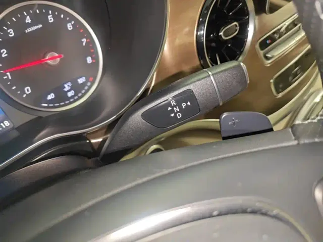Mercedes-Benz V-Class — Фото автомобиля 9