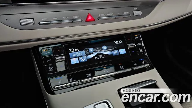 Hyundai Grandeur Grandeur (New) Hybrid — Фото автомобиля 18