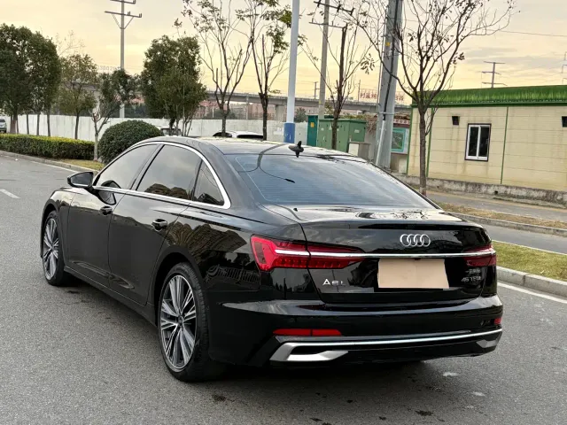 Audi A6L — Фото автомобиля 7