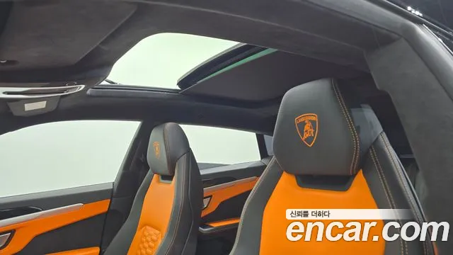 Lamborghini Urus — Фото автомобиля 21