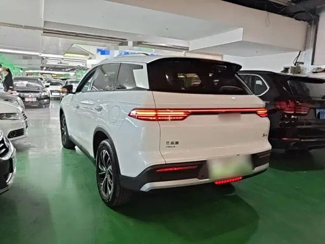 BYD Song Pro — Фото автомобиля 4