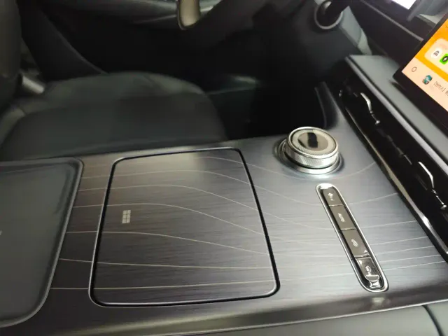 Geely Galaxy E5 — Фото автомобиля 16
