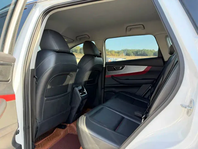 Chery Tiggo 7 — Фото автомобиля 8