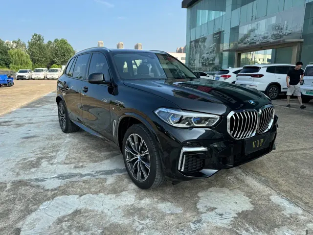BMW X5 — Фото автомобиля 7