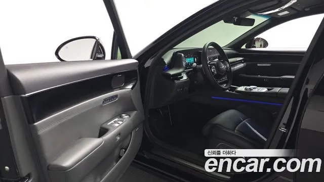 Genesis G90 Бензин 3.5 Turbo e-S/C AWD — Фото автомобиля 8