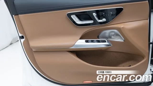 Mercedes-Benz E-Class W214 — Фото автомобиля 16