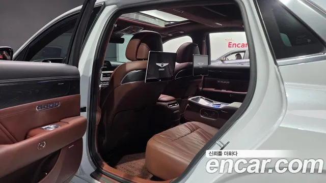 Genesis G90 Бензин 3.5 турбо AWD — Фото автомобиля 11