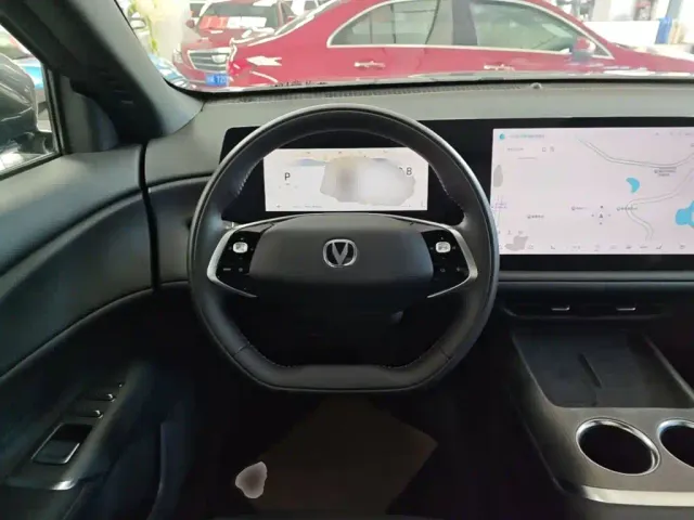 Changan CS75 Plus — Фото автомобиля 10