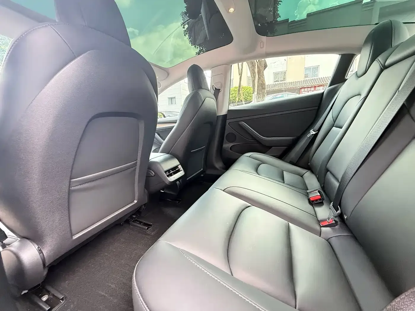 Tesla Model 3 2022 Model Rear-Wheel Drive Version — Фото автомобиля 8