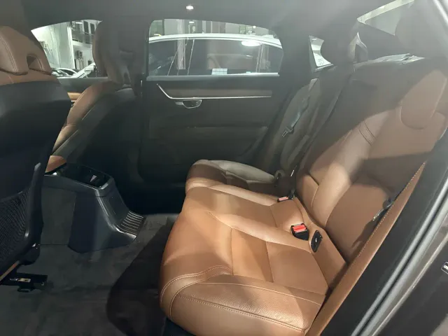 Volvo S90 — Фото автомобиля 6