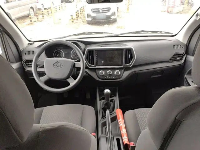 Changan Ruixing M60 — Фото автомобиля 5