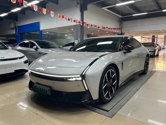 Xpeng P7 — Фото автомобиля 2