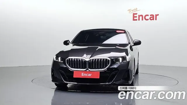 BMW 5 Series G60 — Фото автомобиля 2