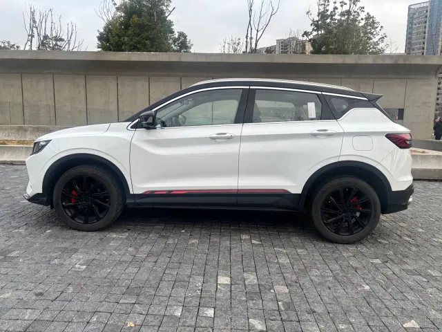 Geely Binyue — Фото автомобиля 14