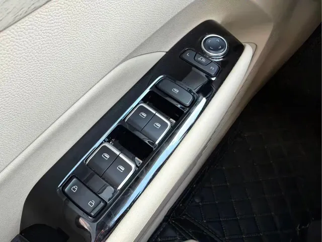 Wuling Starlight — Фото автомобиля 25