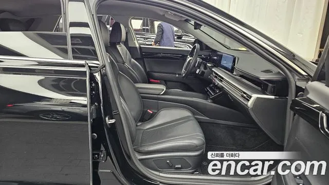 Hyundai Grandeur GN7 — Фото автомобиля 16