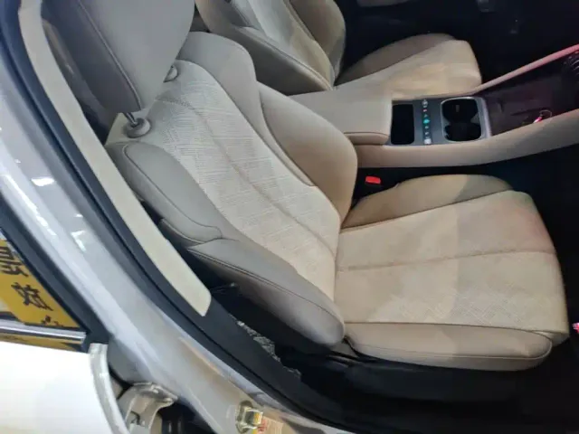 BYD Yuan PLUS — Фото автомобиля 24