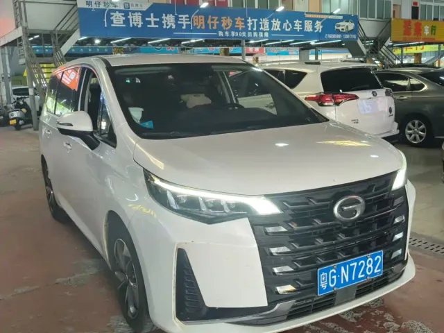 GAC Trumpchi M6 — Фото автомобиля 3