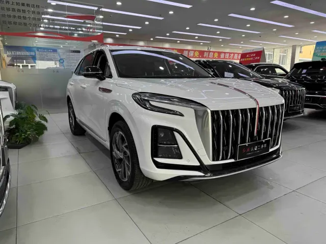 Hongqi HS3 PHEV — Фото автомобиля 3