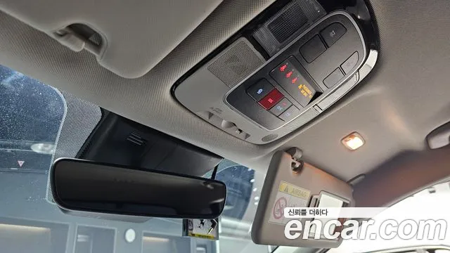 Hyundai Tucson Tucson (NX4) Дизель 2.0 2WD — Фото автомобиля 17