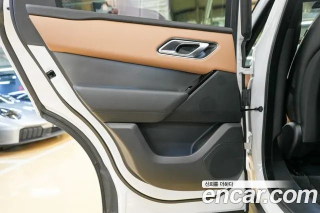 Land Rover Range Rover Velar — Фото автомобиля 16