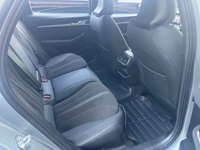 Geely Xingrui — Фото автомобиля 11