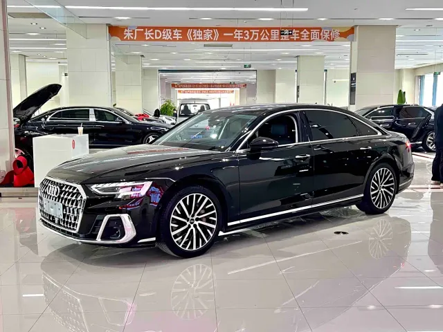 Фотография автомобиля — Audi A8