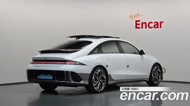 Hyundai Ioniq 6 — Фото автомобиля 2