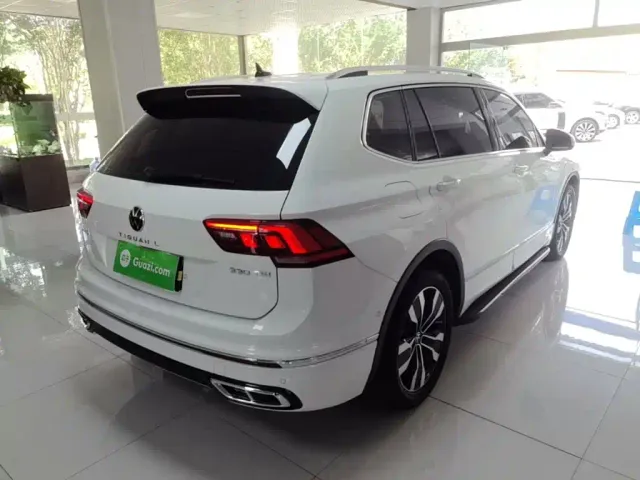 Volkswagen Tiguan L — Фото автомобиля 6