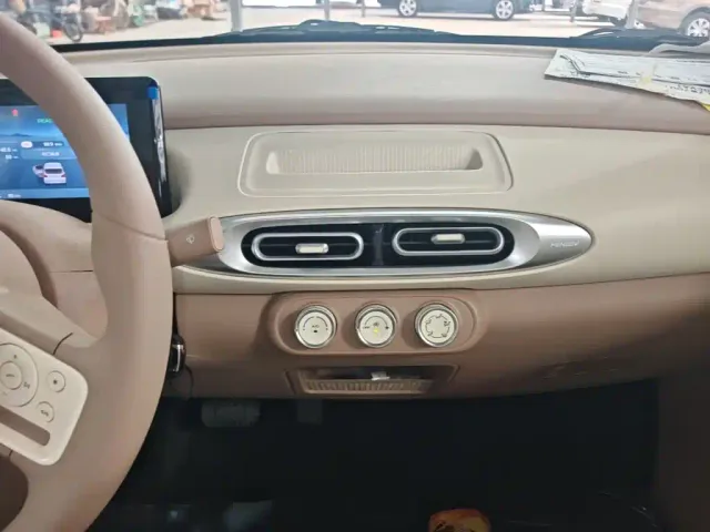 Wuling Hongguang Mini EV — Фото автомобиля 12