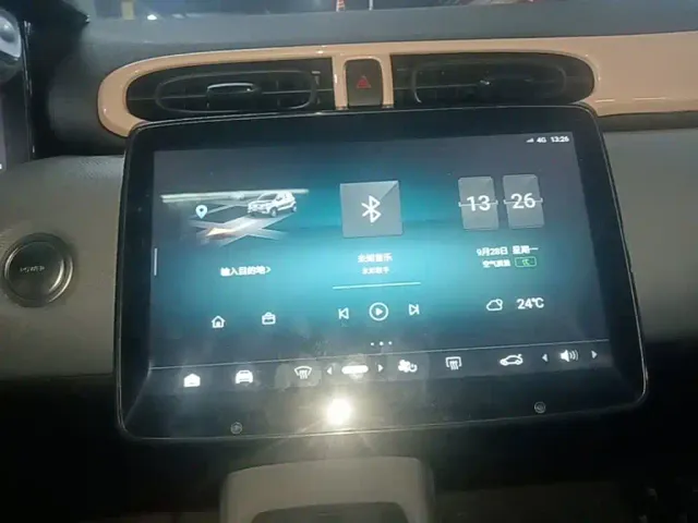 Leapmotor T03 — Фото автомобиля 12