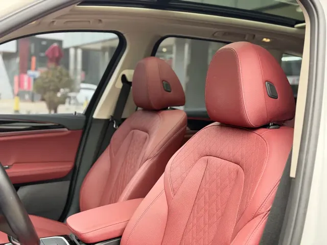 BMW X3 — Фото автомобиля 12