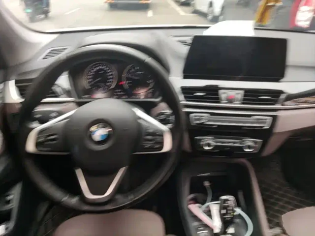 BMW X1 — Фото автомобиля 6