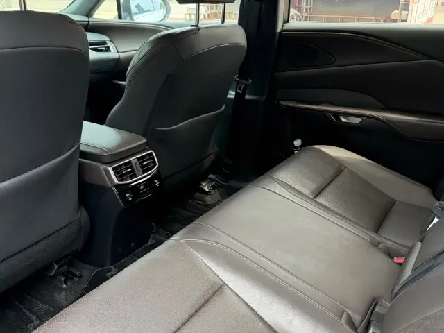 Lexus RX — Фото автомобиля 5