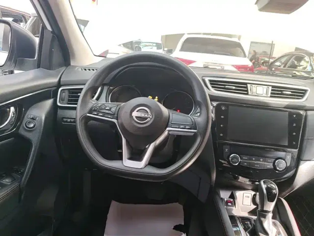 Nissan Qashqai — Фото автомобиля 10