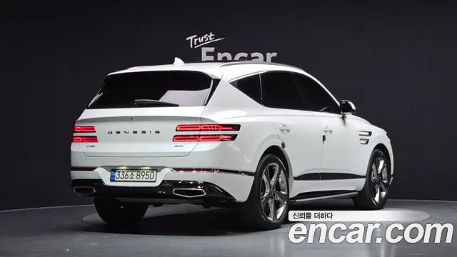 Genesis GV80 — Фото автомобиля 2