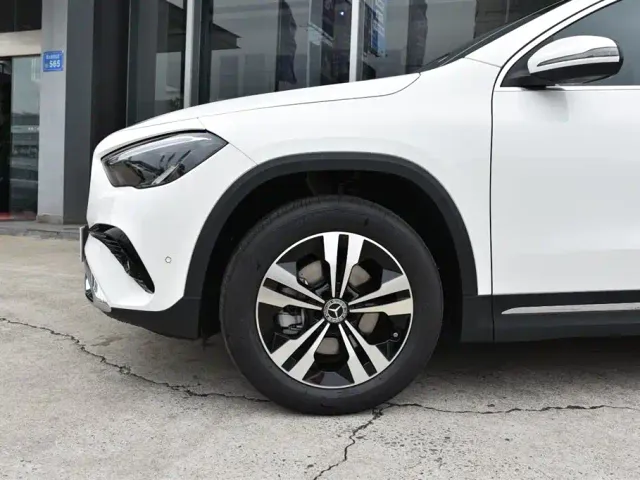 Mercedes-Benz GLA-Class — Фото автомобиля 8