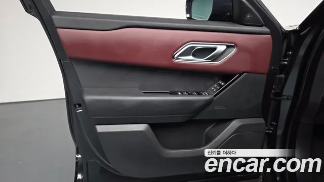 Land Rover Range Rover Velar — Фото автомобиля 13