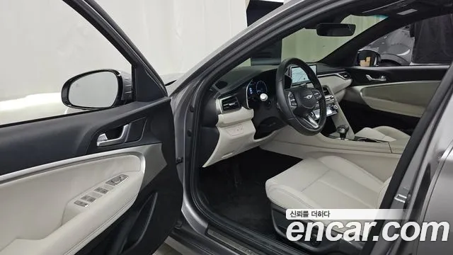 Genesis G70 Новый G70 Бензин 2.5T 2WD — Фото автомобиля 10