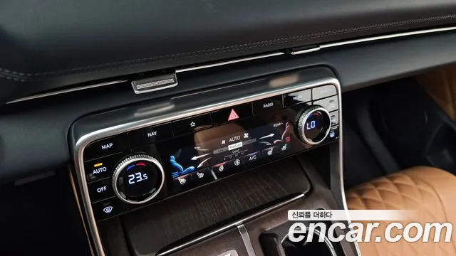 Genesis GV80 2.5T Бензин AWD — Фото автомобиля 12