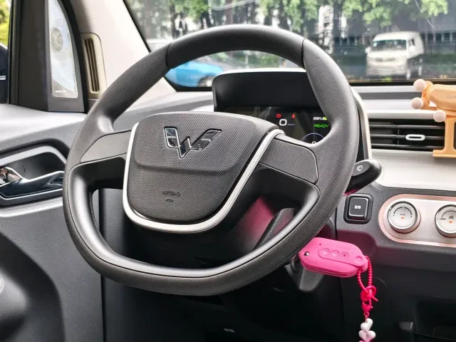 Wuling Hongguang Mini EV — Фото автомобиля 20