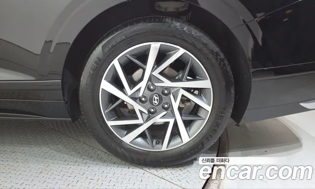 Hyundai Grandeur GN7 — Фото автомобиля 6