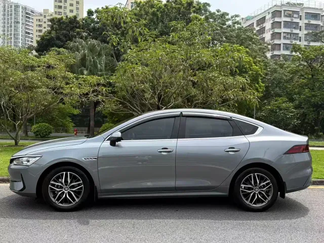 BYD Qin PLUS — Фото автомобиля 3