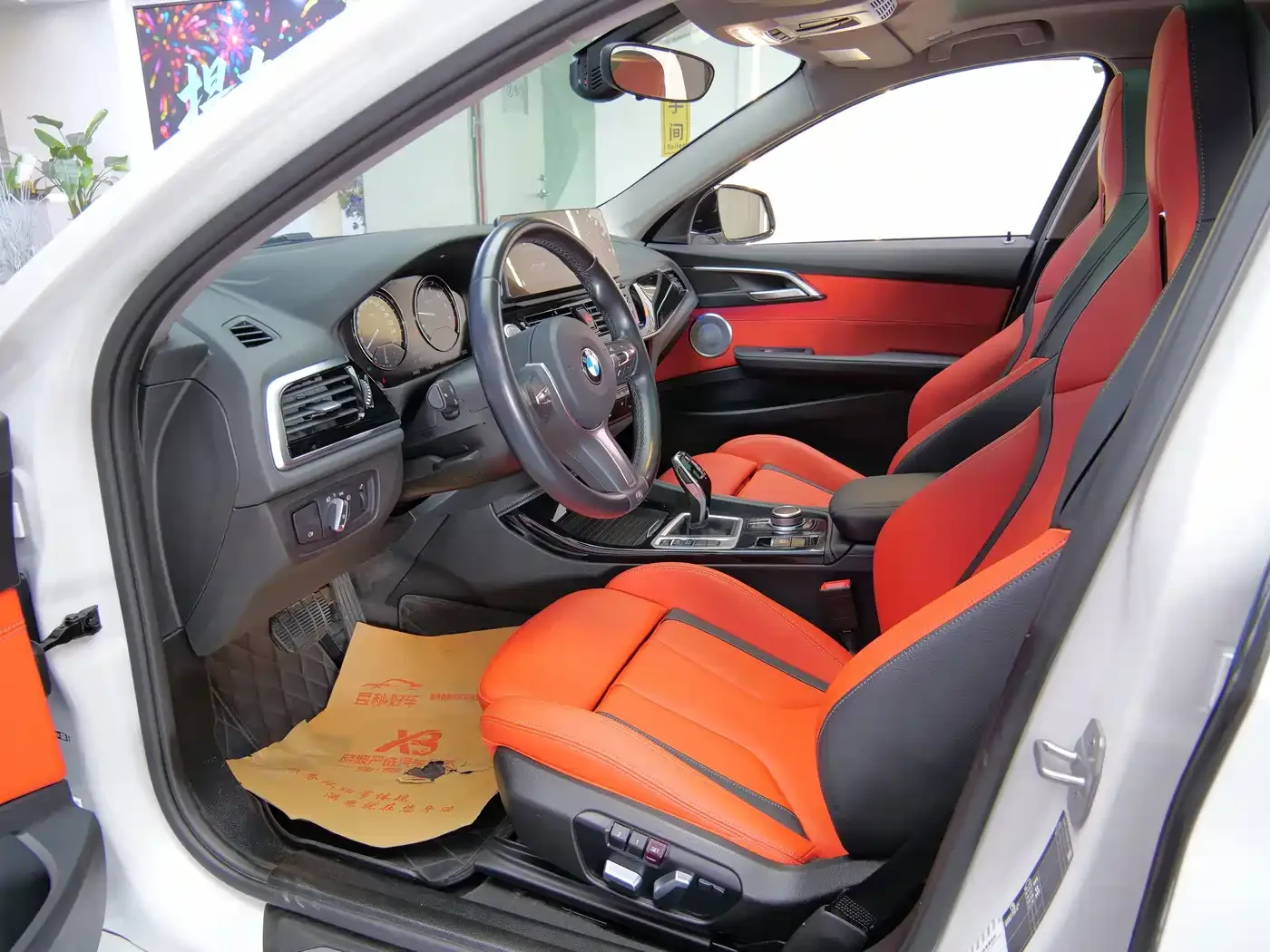 BMW BMW 1 Series 2023 125i M Sport Shadow Edition — Фото автомобиля 4
