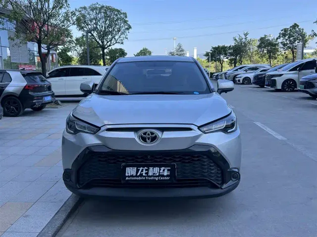 Toyota Frontlander — Фото автомобиля 2