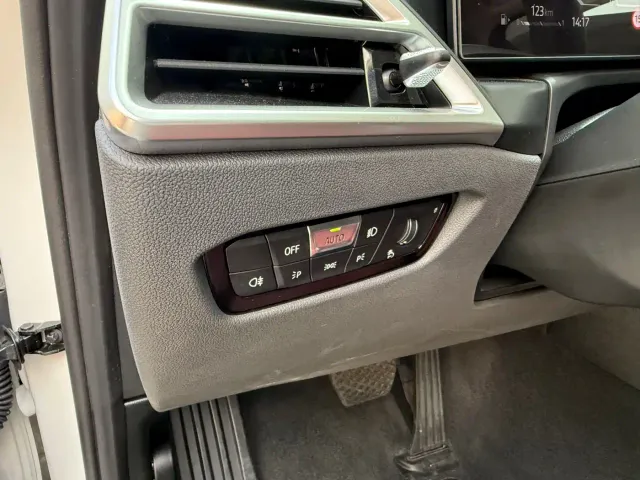 BMW 3 Series — Фото автомобиля 21